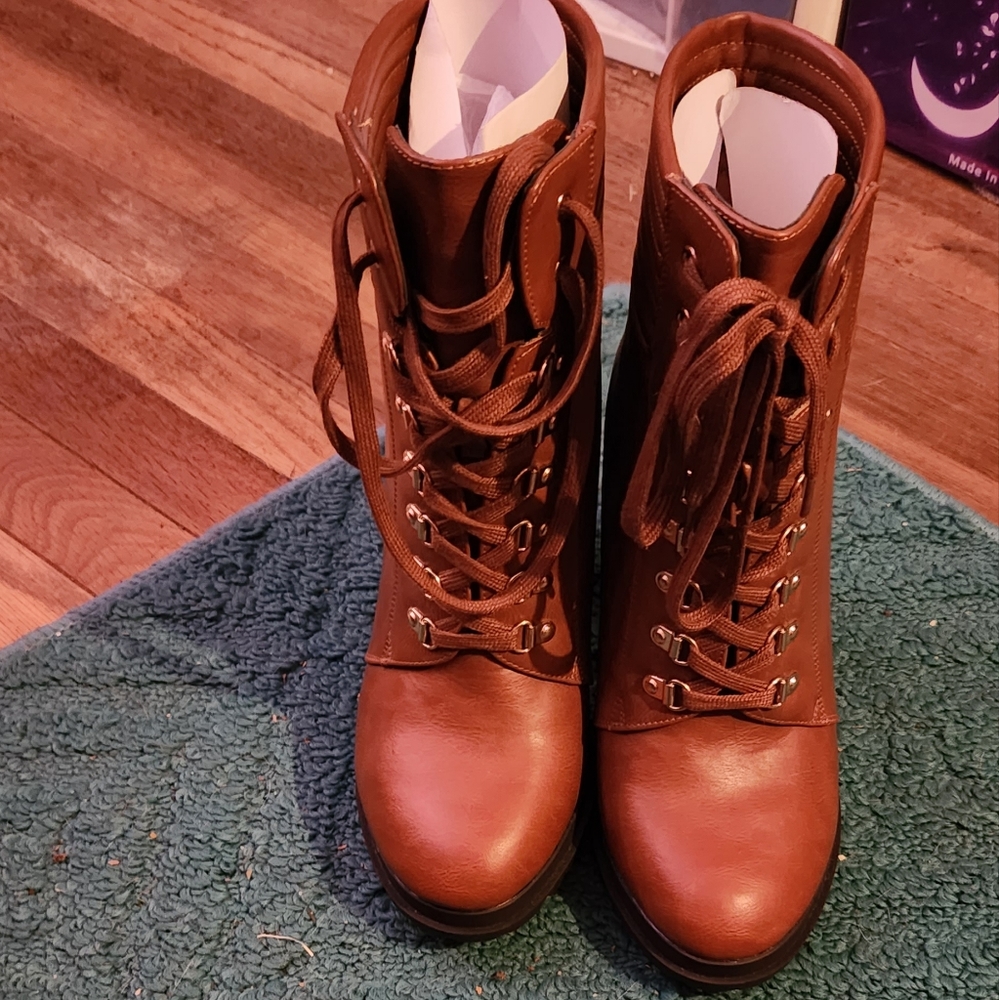 Brown Boots - image 4